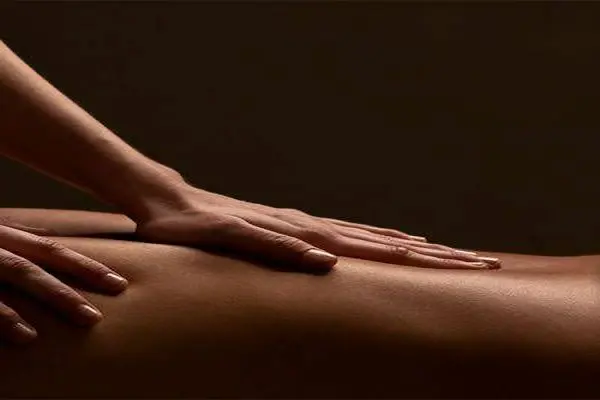 Relaxing full body massage in Varanasi for stress relief and wellness