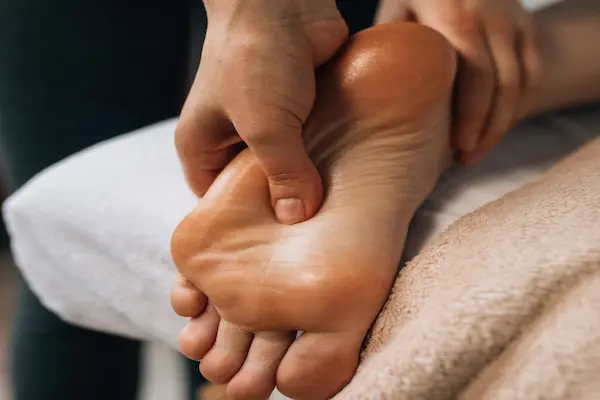 Reflexology foot massage in Varanasi